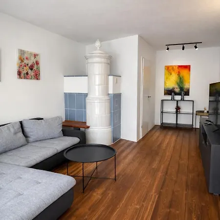 Studio7 アパート *