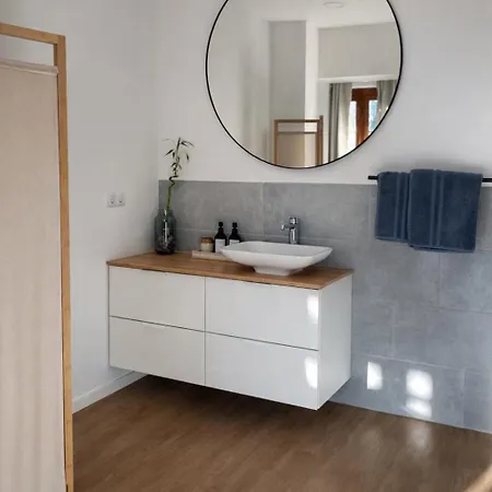 Studio7 アパート